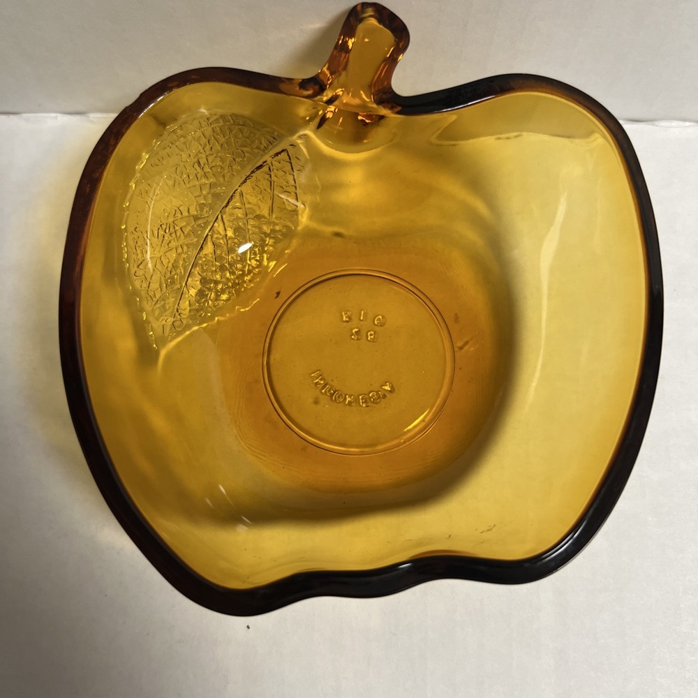 Vintage‎ Amber Glass Apple Bowl Made In Indonesia 4.5" Textured Leaf Dish